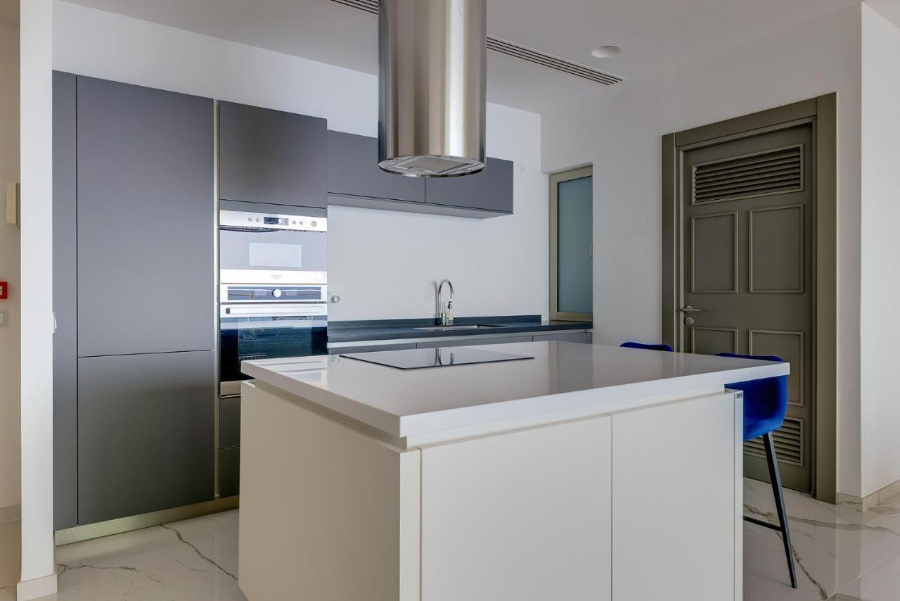 Super Luxury Apartment In Tigne Point, Amazing Sea Views Sliema Exterior photo